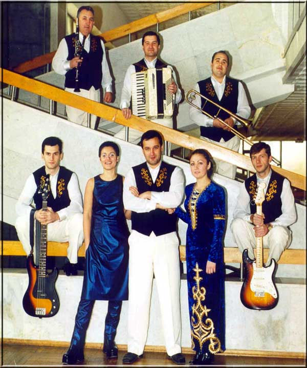 1996. Pop group “OSHTEN”