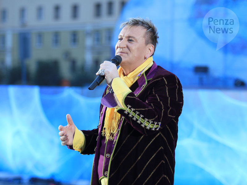 2004. Sergei Penkin